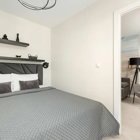 Apartmán Seaside With Parking, Air Conditioning And Elevator Close To The By Renters Niechorze