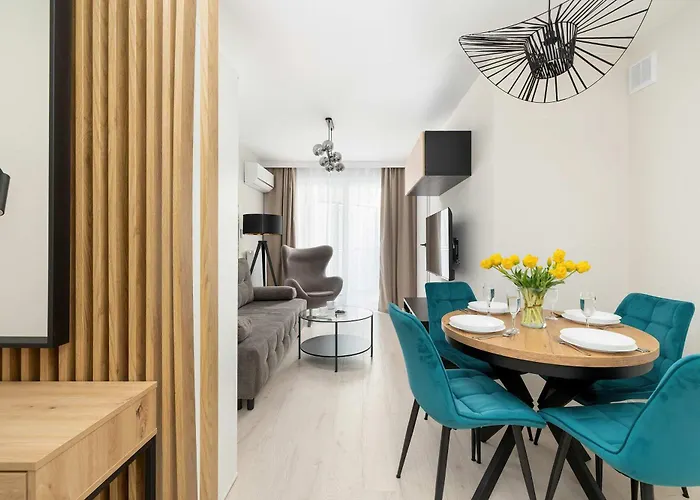 Seaside With Parking, Air Conditioning And Elevator Close To The By Renters * ニエホジェ